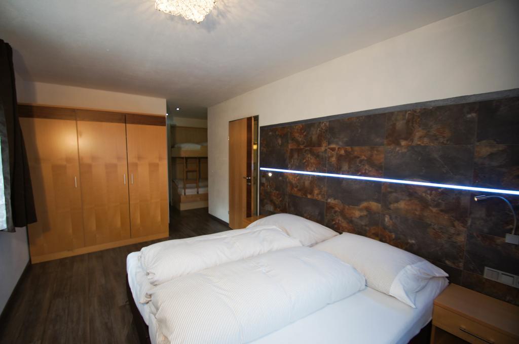 Alpinchalet Eder - Steiner Σάαλμπαχ-Χίντεργκλεμ Δωμάτιο φωτογραφία